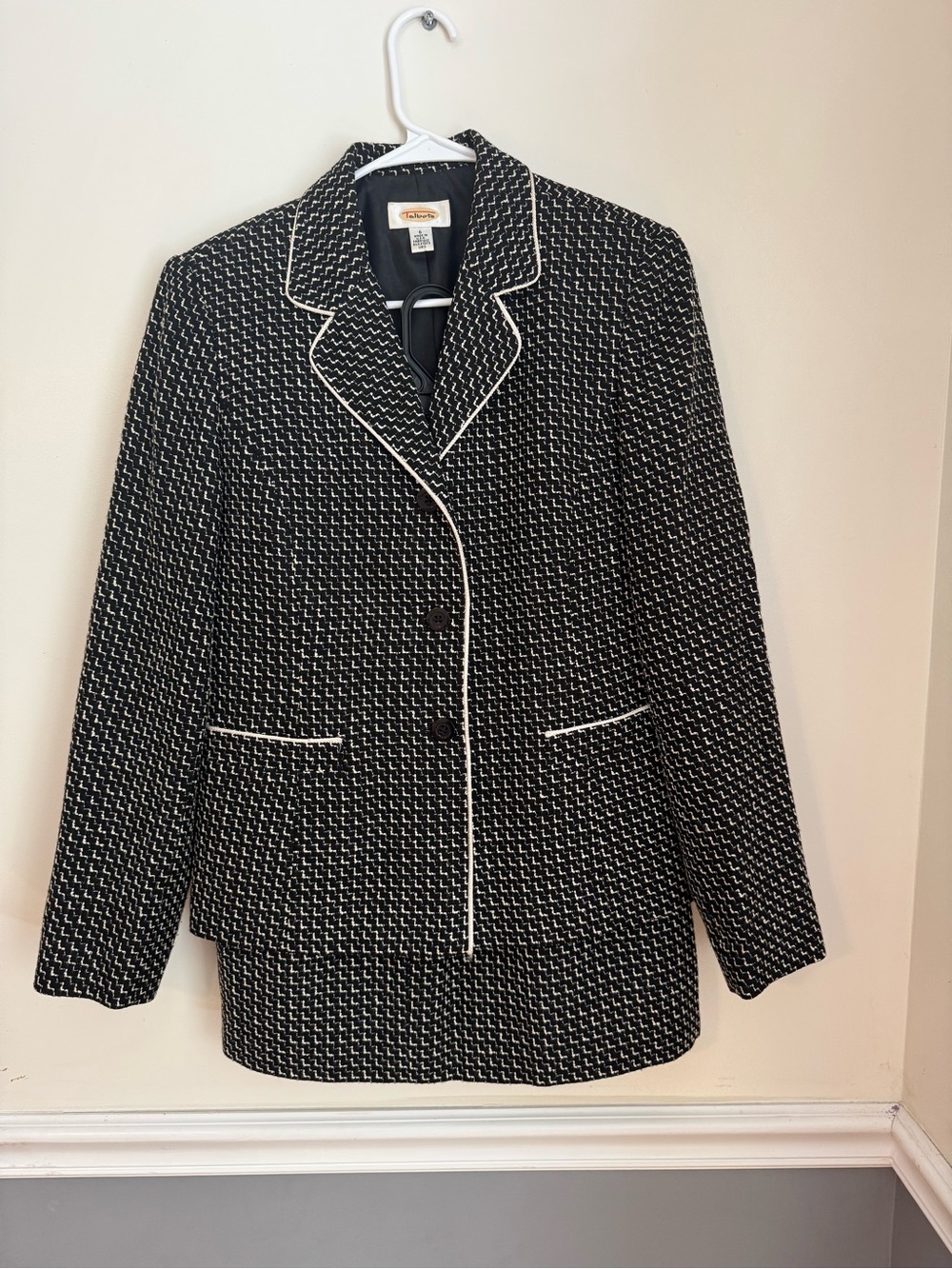 Vintage Talbots Black & White Tweed Suit Blazer & Pencil Skirt both size 6